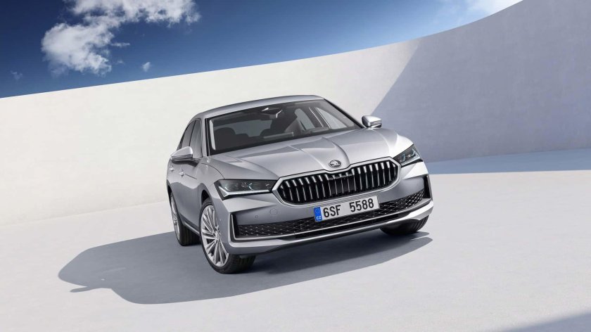 Шкода Суперб 2023