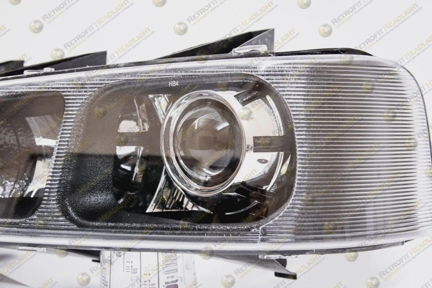 Chevrolet Express фара