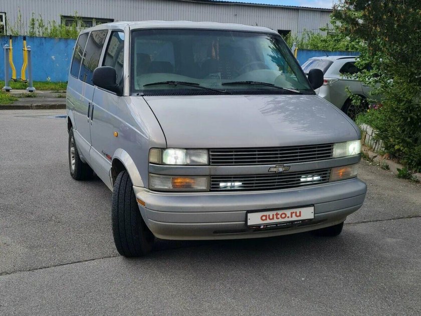 Минивэн шевроле астро
