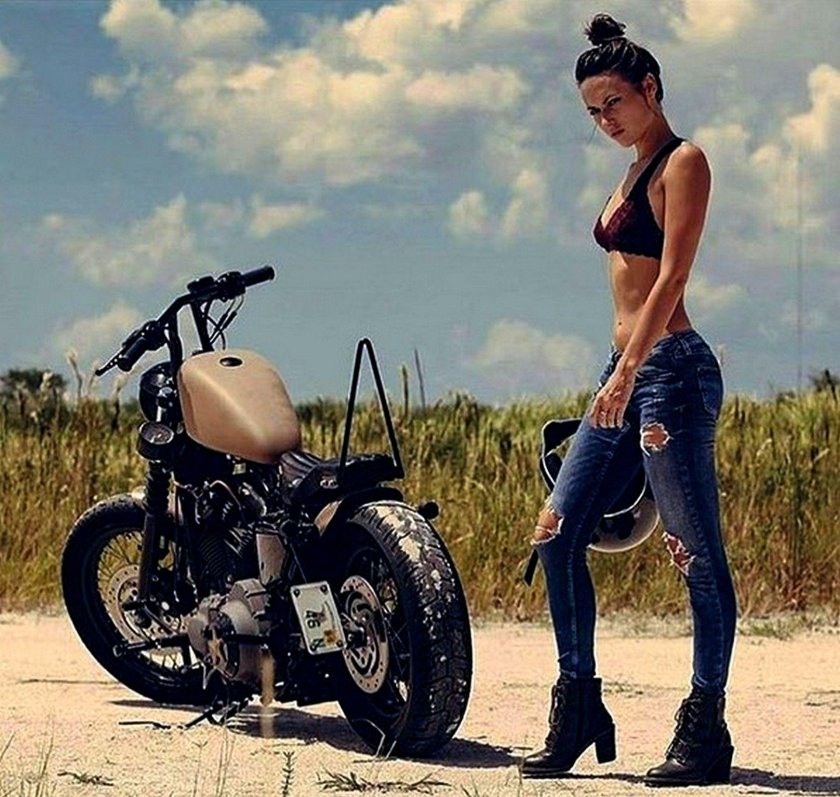 Женский Харлей Дэвидсон мотоцикл
