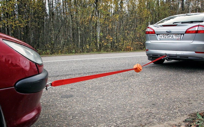 Буксировка автомобиля