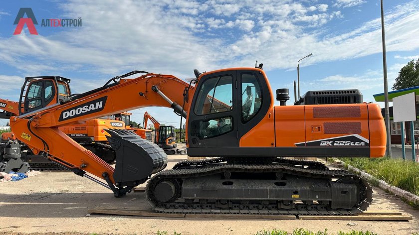 Дусан 225 экскаватор