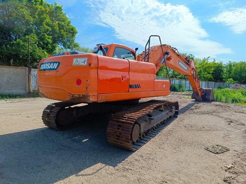 Экскаватор doosan dx300lca