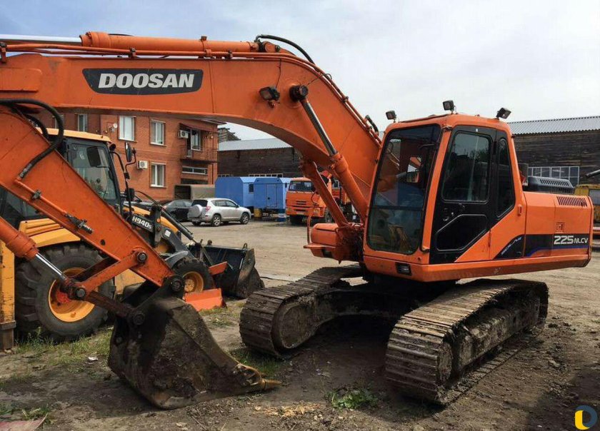 Doosan 225