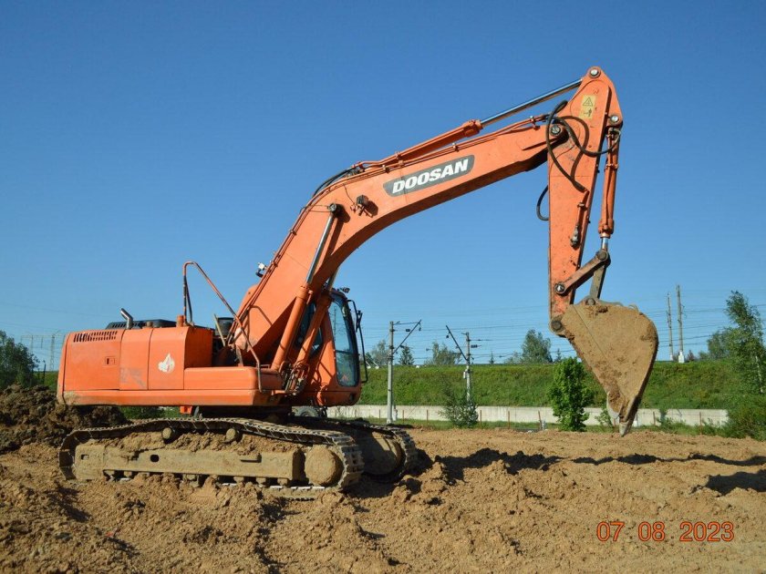 Дусан 225 экскаватор