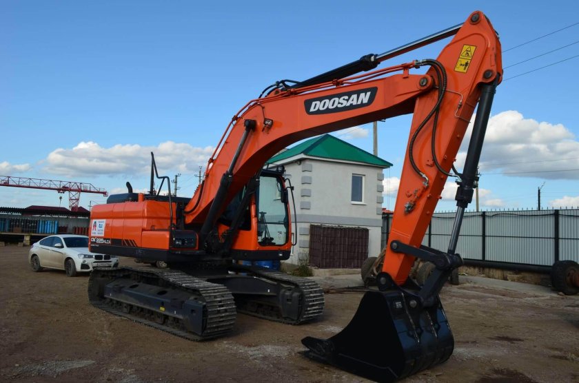 Doosan dx225