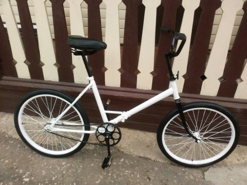 Велосипед салют реставрированный