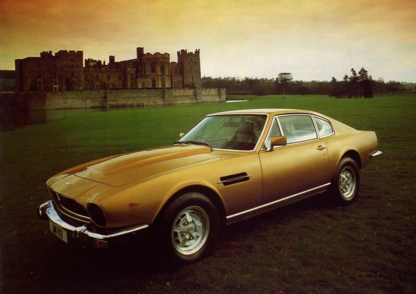 Aston Martin v8 1972