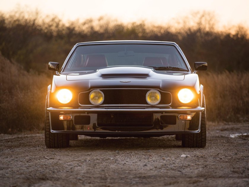 Aston Martin v8 1979