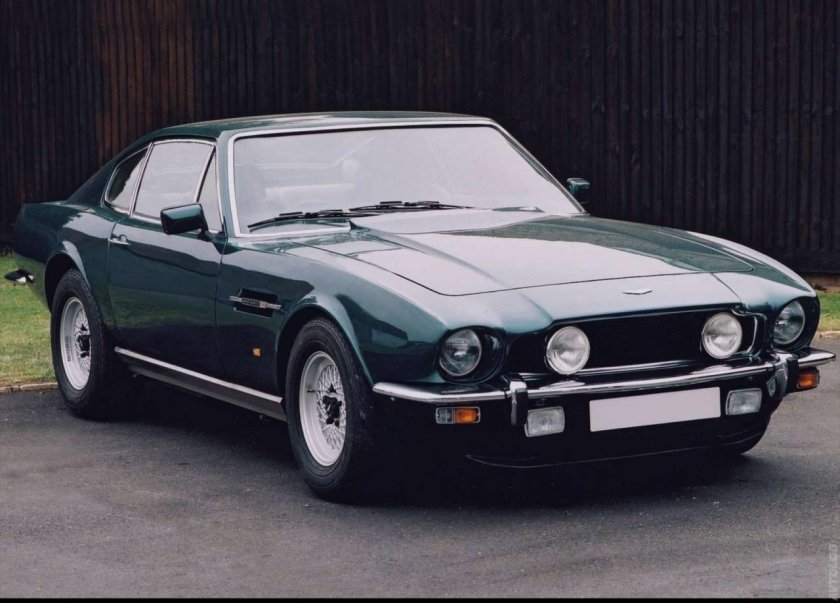Aston Martin Vantage 1977