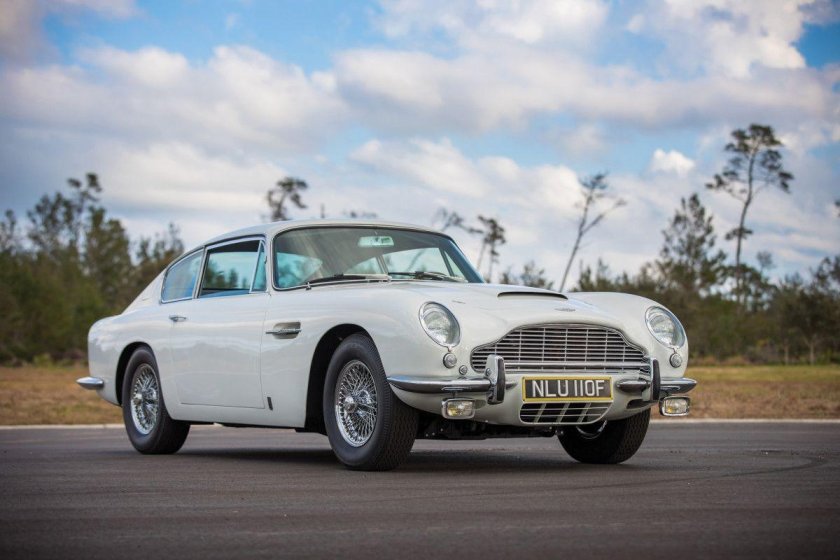 Aston Martin db6