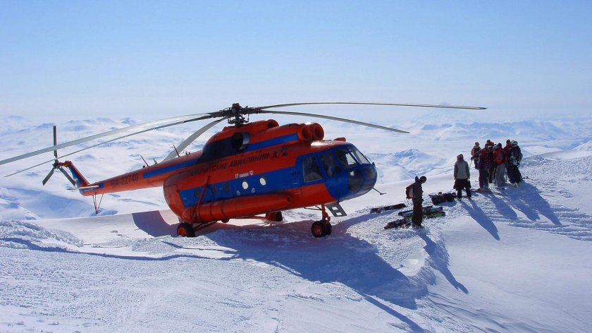 Вертолет с лыжами