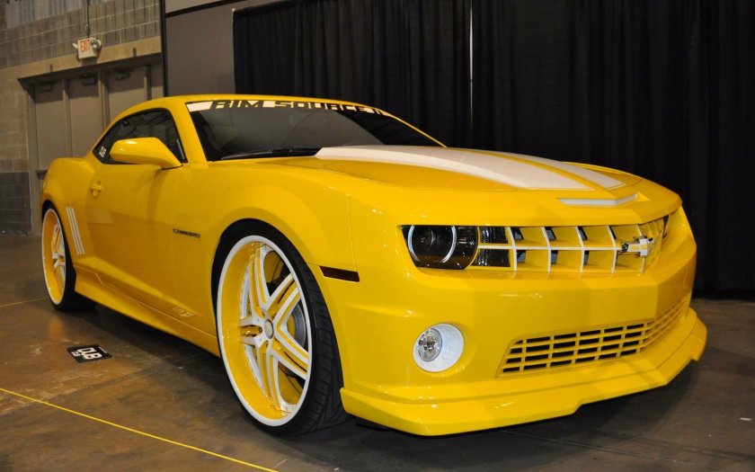 Тюнинговая Шевроле Камаро