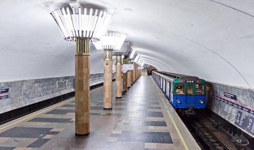 Номерной 81-717/714