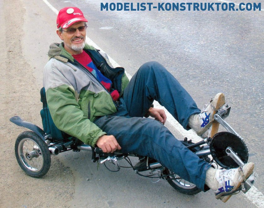 Маленький веломобиль