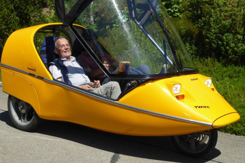 Веломобиль Walker 110