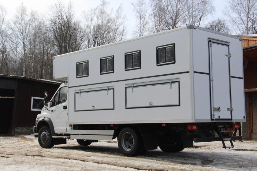 Газон Некст коневозка