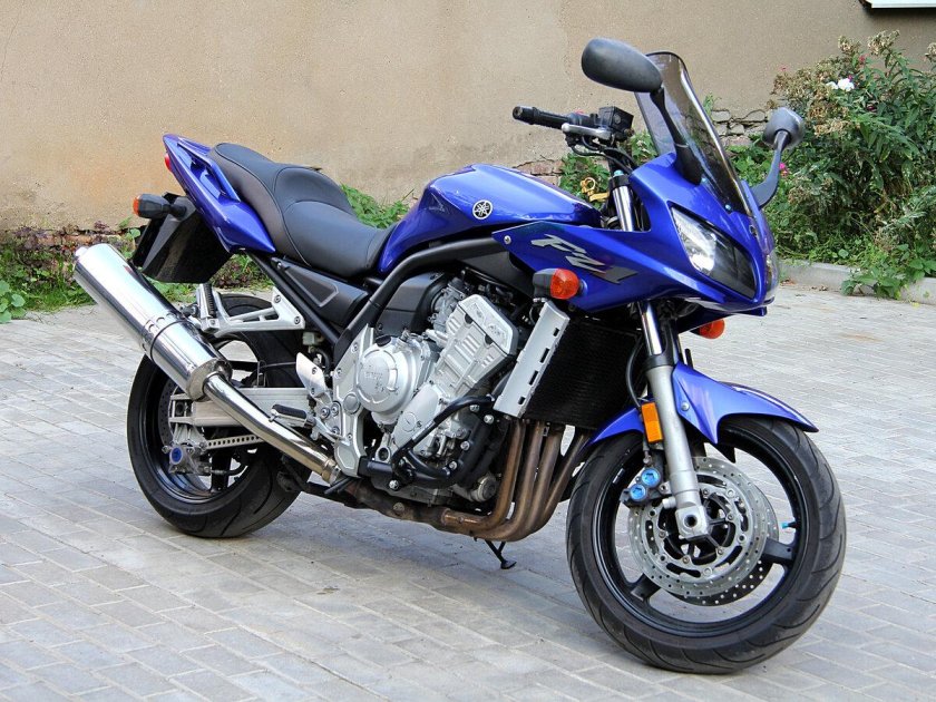 Yamaha FZS 1000