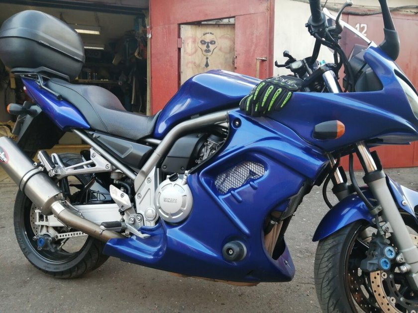 Yamaha fzs1000 2001