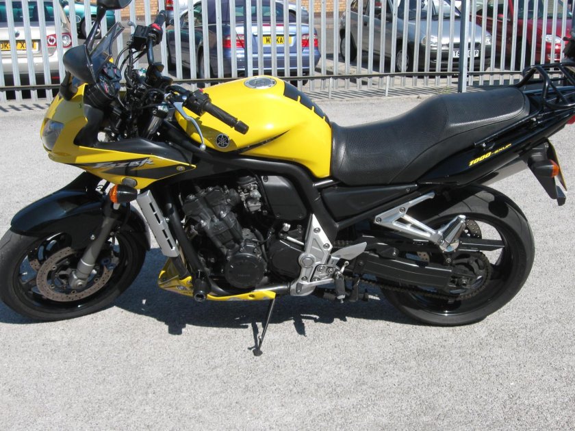 Yamaha fzs1000 fazer