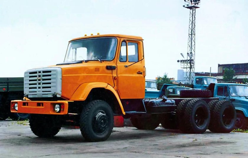 На шасси ЗИЛ 133