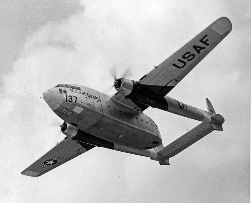 Самолет c-119 Flying Boxcar