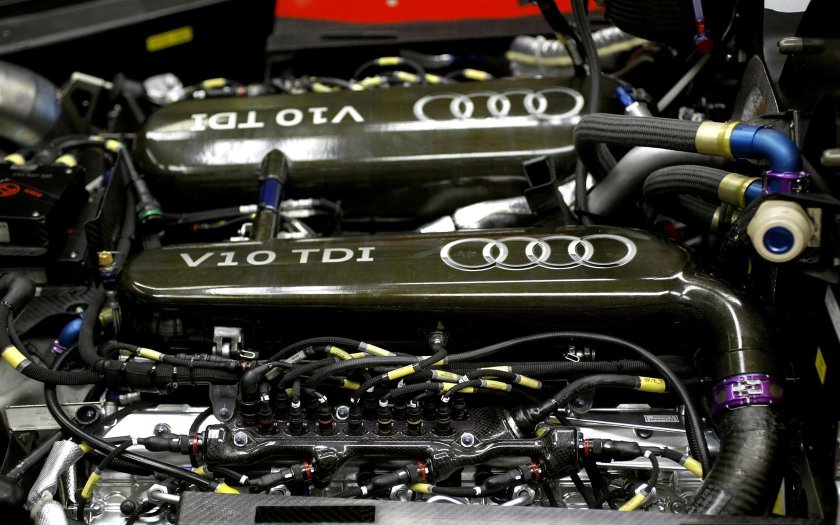 Audi r10 TDI engine