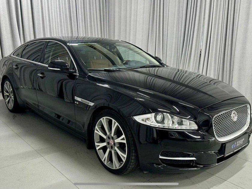 Jaguar xj 2018