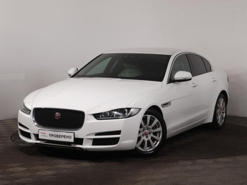 Jaguar XF 2014