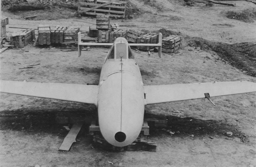 Японский самолёт-снаряд Yokosuka mxy7 Ohka («цветок Сакуры»)