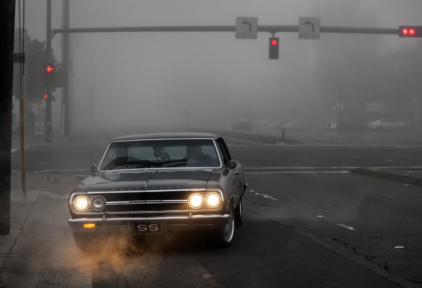 Машина в тумане