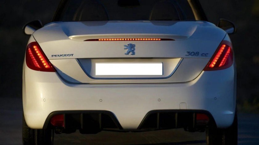 Peugeot 308cc сзади