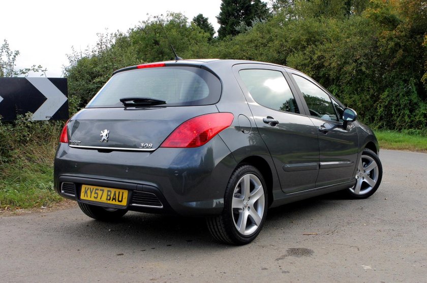 Пежо 308 2006