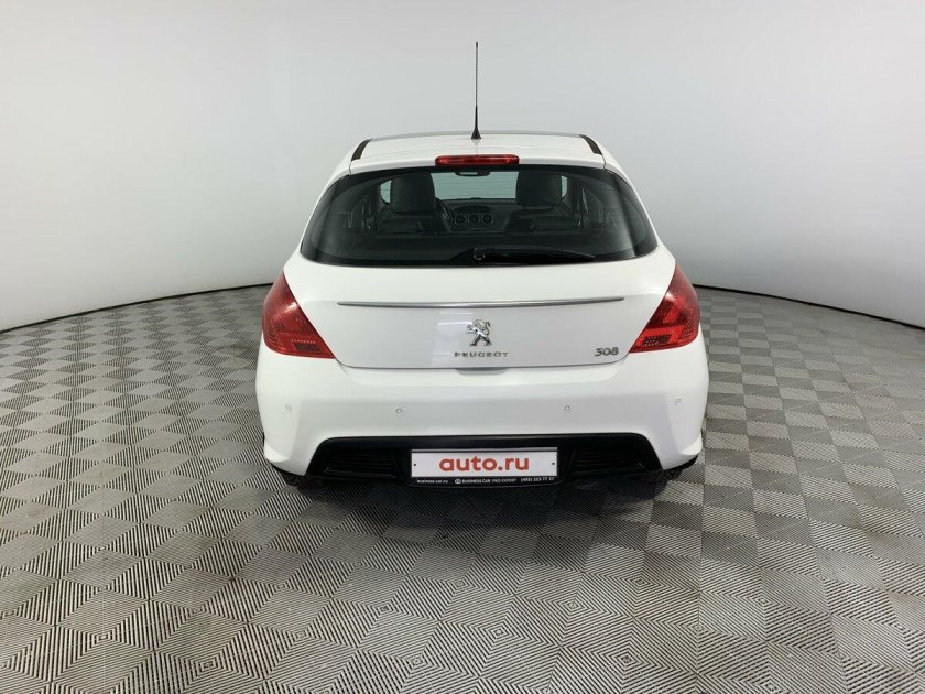 Пежо 308 Пежо 308 2011 года Рестайлинг куплю крепление бампера