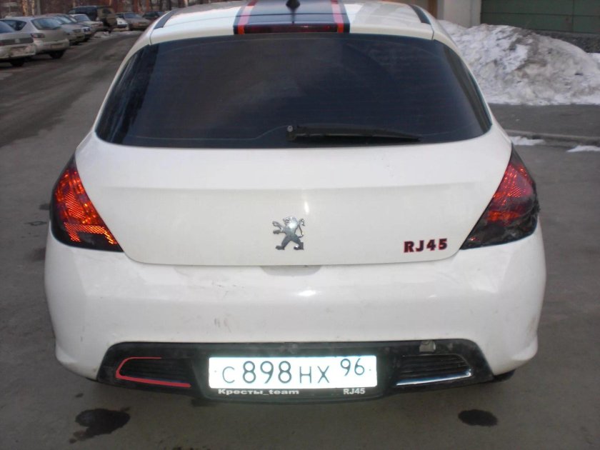 Накладка на бампер Пежо 308