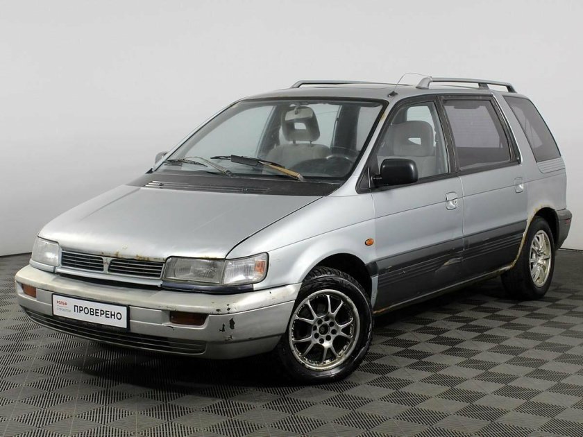 Mitsubishi Space Wagon II
