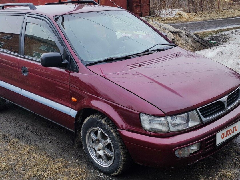 Mitsubishi space wagon 1997