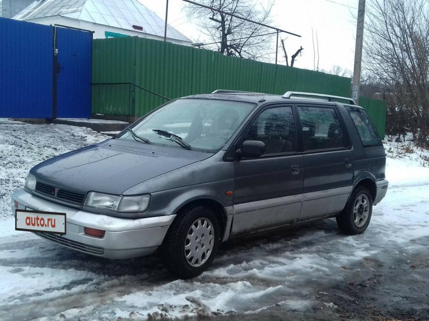 Mitsubishi Space Wagon