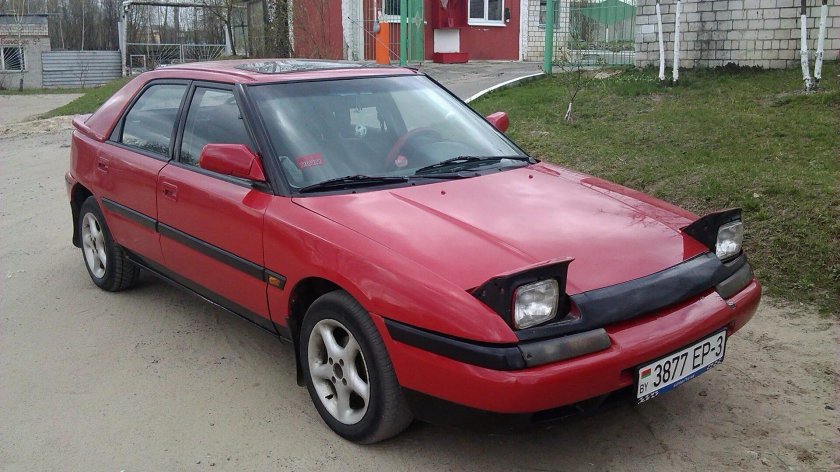 Mazda 323f 1992