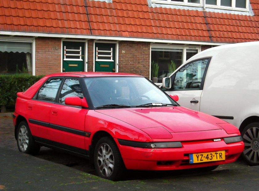 Mazda 323f
