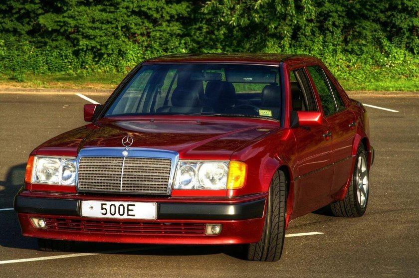 Mercedes Benz w124 e200