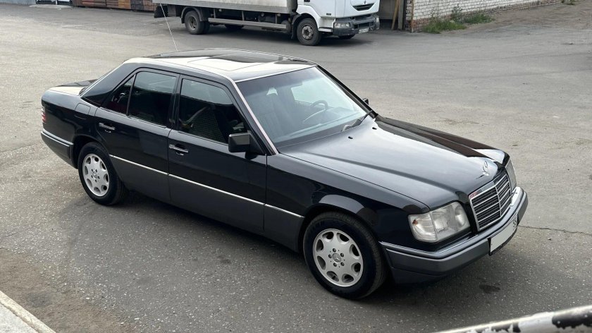 Mercedes-benz w124 1995