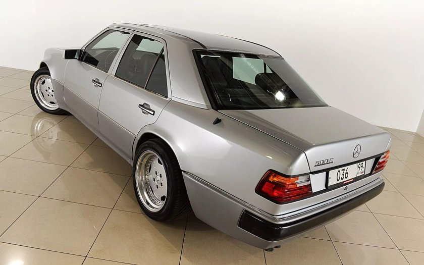 Mercedes Benz w124 e500