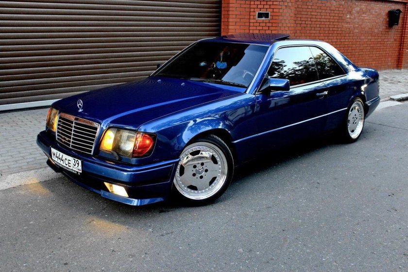 Мерседес w124 синий