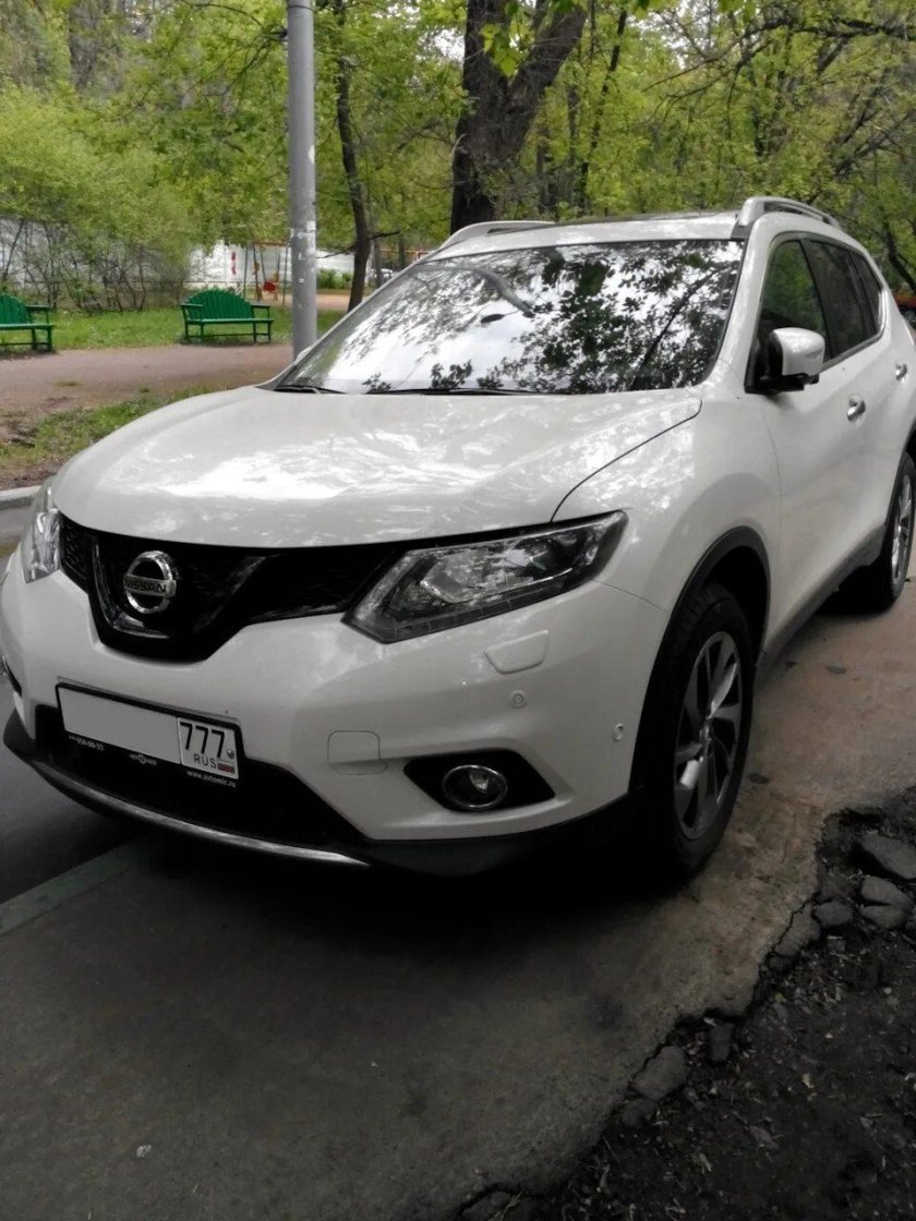 Nissan x-Trail t32 белый