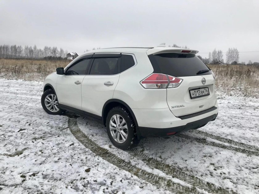 Ниссан x-Trail t32 белый
