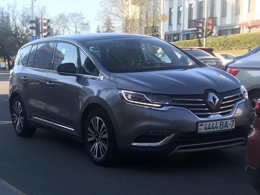 Рено 7 местный