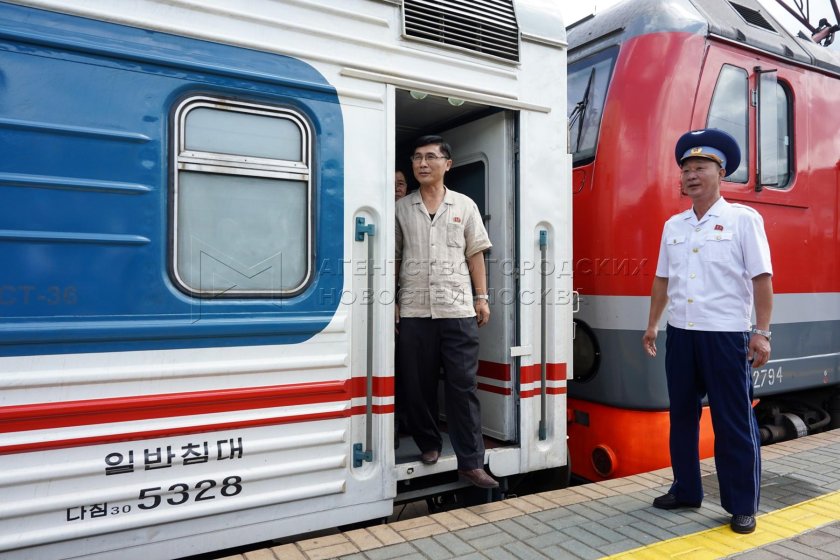 Поезда вагоны