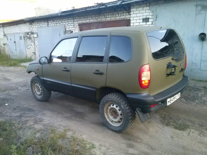 Нива Шевроле Раптор