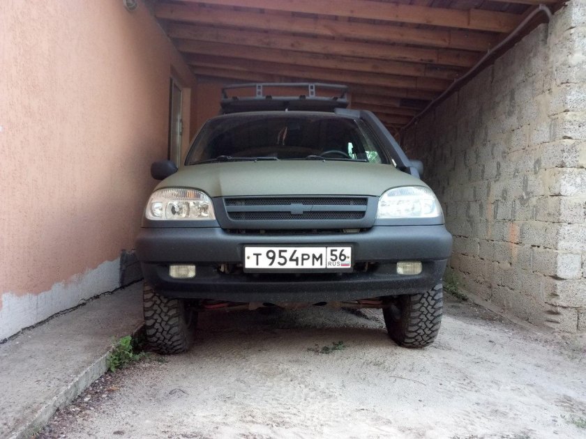 Нива Шевроле Раптор